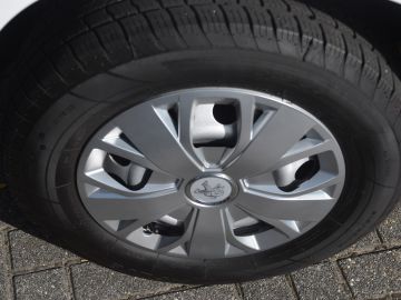 Peugeot E-Partner